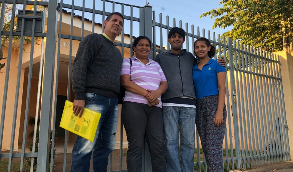 Famílias venezuelanas ganham vida nova em Birigui/SP por meio do Mãos Que Ajudam